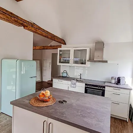 Penthouse Im Dachgeschoss 아파트