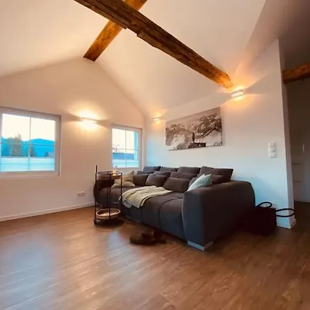 Apartment Penthouse Im Dachgeschoss *